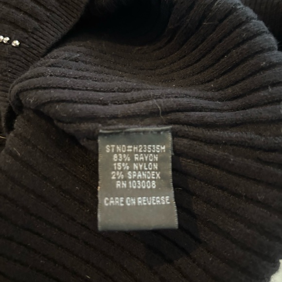 Yuka Black Sleeveless Ribbed Tank beaded Top Size‎ M - Picture 9 of 10